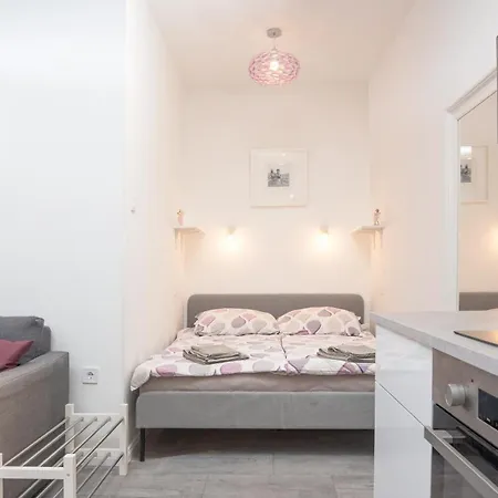 Appartamento H15 - Unique Boutique Studio In The City Center Budapest